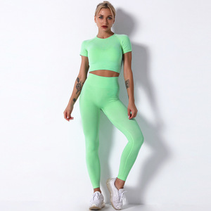 Ropa de Fitness y yoga para mujer, trajes de entrenamiento y ejercicio con material de la mejor calidad, sujetador de alta elasticidad y pantalones cortos - Product Image 6
