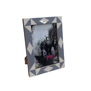 Black and Ivory Resin Decorative Photo <b>Frame</b> <b>Picture</b> <b>Frame</b> Hot Selling for Home Decor - Product Image 4