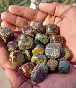 มังกรเลือดแจสเปอร์ Tumbled หินในราคาขายส่งที่มีคุณภาพพรีเมี่ยมสำหรับการทำสมาธิฮวงจุ้ยเรกิและจักระ - Product Image 5