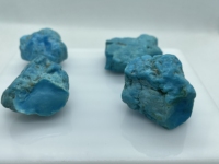 Naturel turquoise pierre rugueuse
