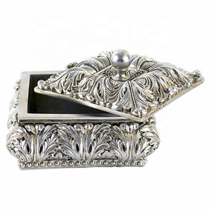 Nouveau Square Trinket Pot - Product Image 1