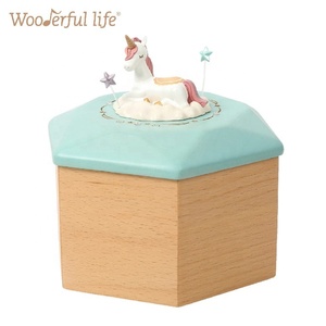[1] Wholesale Wooden Jewelry Music Box Unicorn Cloud