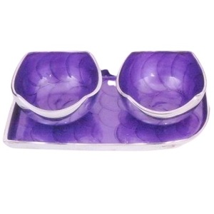 Elegante Bandeja de Frutas Roja de Aluminio con Tres Recipientes, para Frutos Secos, Decoración para el Hogar, Estilo Fundido, Artesanía Metálica Pintada, Kalavastu - Product Image 6