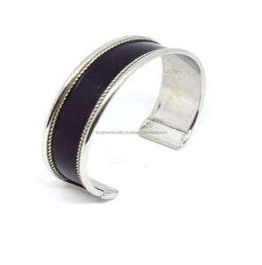 2025 nueva moda mujer brillante chapado en oro ancho brazalete grande rústico rojo viernes boda fiesta latón puños - Product Image 5