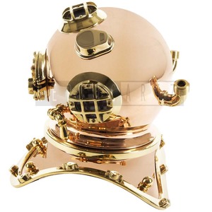 Casque de plongée miniature vintage en laiton massif, reproduction, décoration nautique maritime, casque de plongeur de collection, objet de présentation sur table - Product Image 2