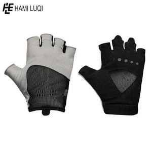 Wholesale Half Finger Weightlifting Gym <b>Gloves</b> Made with Spandex Breathable Sports - Product Image 2