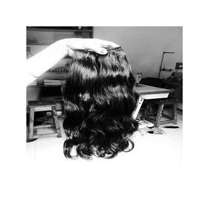 Extensiones de Cabello Humano Remy Virgen Brasileño para Exportación a Granel, Trama Única, Alta Calidad, Color Natural, Marca Personalizada, Paquete de 4 Onzas - Product Image 1