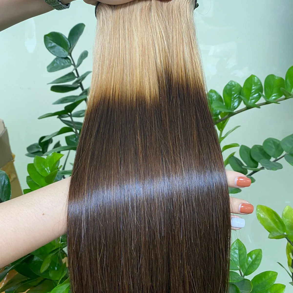 Cuticle Aligned BONE STRAIGHT Hair Color Blonde Mix Brown HUMAN HAIR EXTENSION to make HUMAN HAIR WIGS for black women