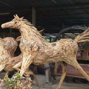 ประติมากรรมม้าจากไม้ลอยน้ำ - Product Image 2