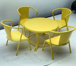 Meubles miniatures pour maison de poupée en métal à l'échelle 1:12, ensemble de salle à manger de 5 pièces, table et chaises, best-seller, blanc et jaune - Product Image 6