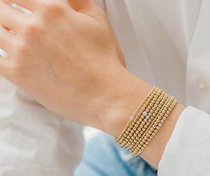 สร้อยข้อมือมิตรภาพที่ทำขึ้นเพื่อคุณโดยเฉพาะ - Product Image 1