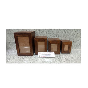 ALTA CALIDAD DE MADERA PULIDA CUATRO TAMAÑOS DIFERENTES DE URNA DE CREMACIÓN DE BRASSWORLD INDIA - Product Image 1