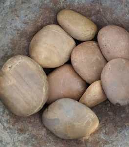 Mezcla de guijarros redondos lisos de BLANCO Grava de piedra natural de forma regular amarilla y blanca - Product Image 2