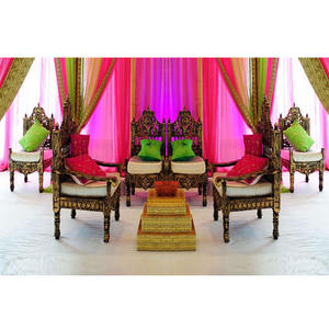 Chaises en bois de Vidhi pour mariage gujarati, chaises en bois de teck pour mariage indien, chaises de cérémonie de mariage indien, chaises de mandap, États-Unis - Product Image 1