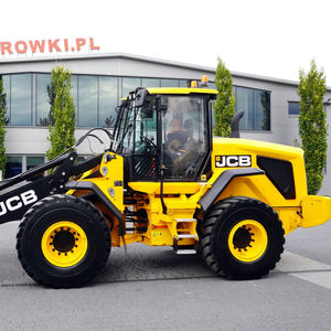 Chargeur rétrocaveuse 4DX de 35 tonnes de poids d'opération fabriqué en Inde avec des composants d'engrenage de moteur de noyau - Product Image 1