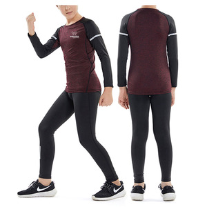 Ensemble de compression pour enfants Yoga Gym Leggings de compression d'entraînement sans couture pour enfants Ensembles de compression pour enfants pour unisexe de haute qualité. - Product Image 1