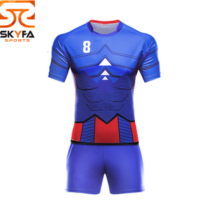 Tenues de football personnalisées pour équipes adultes unisexes, confortables, en matériaux de qualité supérieure - Product Image 3