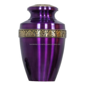 Urnes de crémation pour adultes en laiton de haute qualité avec une belle gravure urne de crémation en métal fini de couleur or et violet - Product Image 1
