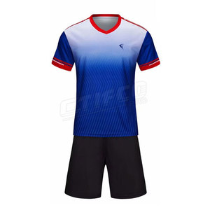 Maillot de sport de haute qualité uniforme de football personnalisé hommes uniforme pour le football nouveau design chemises et shorts - Product Image 1