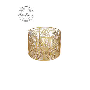 Elegante cesta de almacenamiento de alambre de metal con base de madera Diseño duradero para cocina Despensa Baño y organización del hogar - Product Image 4