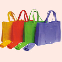 Sac de courses pliable recyclable en tissu non tissé 80GSM/100GSM/120GSM de l'usine du Vietnam - Logo et couleur personnalisés, respectueux de l'environnement