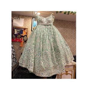 Dernière collection de vêtements prêts-à-porter de créateurs, magnifique, de la meilleure qualité, en coton et soie multicolores, Lehenga Choli, magnifique dupatta, indien pakistanais - Product Image 1