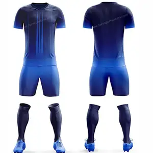 Custom New Design Hoge Kwaliteit Fabriek Originele Voetbal Uniform Kit Volledige Set 2022 Hot Clubs Kwaliteit Mannen Voetbal Slijtage