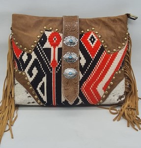 Sac fourre-tout trapèze bandoulière bohème pour femme, dernière collection, motif logo tendance, broderie, perles, pierre turquoise, fermeture éclair - Product Image 1