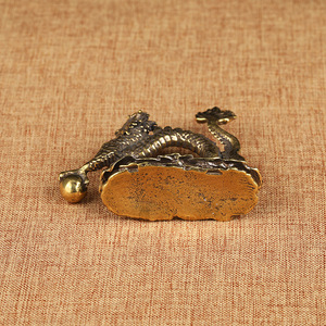 CA 726มังกรจีนมินิทองแดงบริสุทธิ์รูปมังกรรูป<span class=keywords><strong>แบบ</strong></span>การ<span class=keywords><strong>เขียน</strong></span>ไม้บรรทัดความดันทองสัมฤทธิ์เครื่องประดับ - Product Image 5