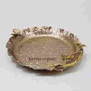 Bandeja de diseño moderno con mango chapado en oro de lujo, forma cuadrada única de calidad superior y bandejas de servicio de metal con mango dorado de diseñador - Product Image 2