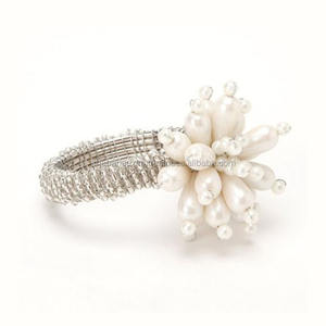 Servilleteros ecológicos bohemios con cuentas de plata hechos a mano, servilletero a granel para fiestas de boda - Product Image 2