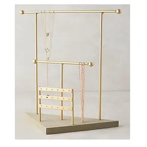 Design Atraente Jóias Display Stand Gold Metal 3 Tier Tabletop Pulseira Colar Jóias Stand Em Massa