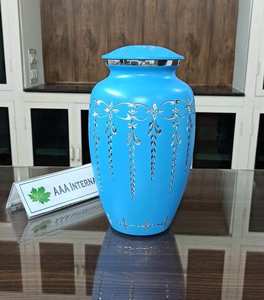 Urna de Metal funeraria para adultos, urna de cremación humana antigua de latón, de fabricante fiable - Product Image 4