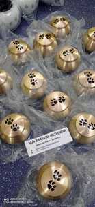 PET ODYSSEY CREMATION URN de BRSSWORLD INDIA Golden con Black Paw Print Brass Funeral Supply Product - Product Image 2