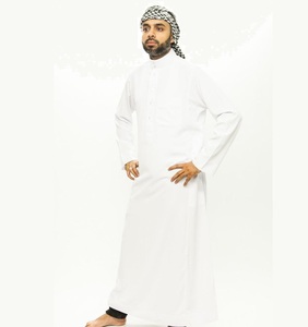 Thobe pour hommes Vêtements traditionnels musulmans Thobes Vente en gros Thobe pour hommes personnalisé - Product Image 3