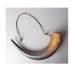 Corne à poudre blanche naturelle avec la meilleure qualité et le prix bon marché Corne à poudre de buffle noir pour poudre à vendre - Product Image 2