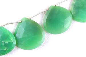 Piedra preciosa de crisoprasa natural, 8 piezas, cuentas facetadas en forma de corazón, fabricación de joyas hermosas - Product Image 3