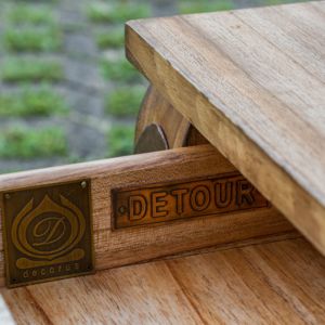 โต๊ะข้างเตียงไม้เนื้อแข็ง ดีไซน์ทันสมัย สีธรรมชาติ สำหรับห้องนอน บ้าน โรงแรม - Product Image 3