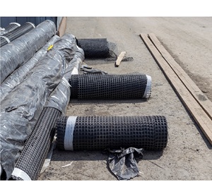 High Tensile Strength Polypropylene <b>Geogrids</b> Biaxial and Triaxial <b>Geogrids</b> - Product Image 1