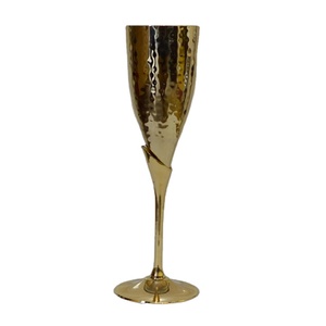 Celebración de copas de vino real de lujo de diseño de lujo de estilo indio caliente mira copas de vino para la boda y fiesta suministros - Product Image 1