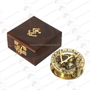 黄铜圆形日晷指南针与木箱-2.25 “航海日晷指南针与盒子-可收藏的礼物