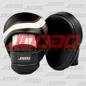 Curved Punch Mitts Focus Pads Boxing Equipment MMA Training Boxing Mitts - Product Image 1