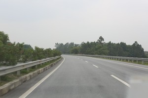 La autopista barandillas hecho en Vietnam para la venta - Product Image 2