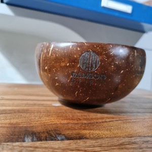 Maceta colgante de concha de coco de Vietnam - Product Image 6