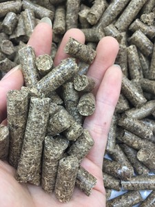 Bolitas de madera baratas de Vietnam de 8-9mm, lo mejor para hornos, calefacción, uso de barbacoa con calidad estable - Product Image 2