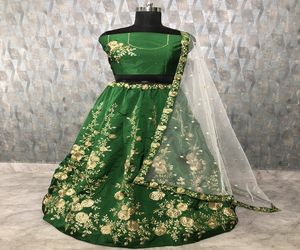 Moda Georgette hilo bordado secuencia trabajo lehenga choli con dupatta boda desgaste mejor precio étnico ropa Surat - Product Image 3