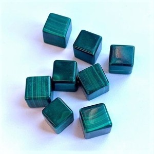Bloc et cube de malachite verte polie, pierre précieuse naturelle, décoration 25-30 mm - Product Image 5
