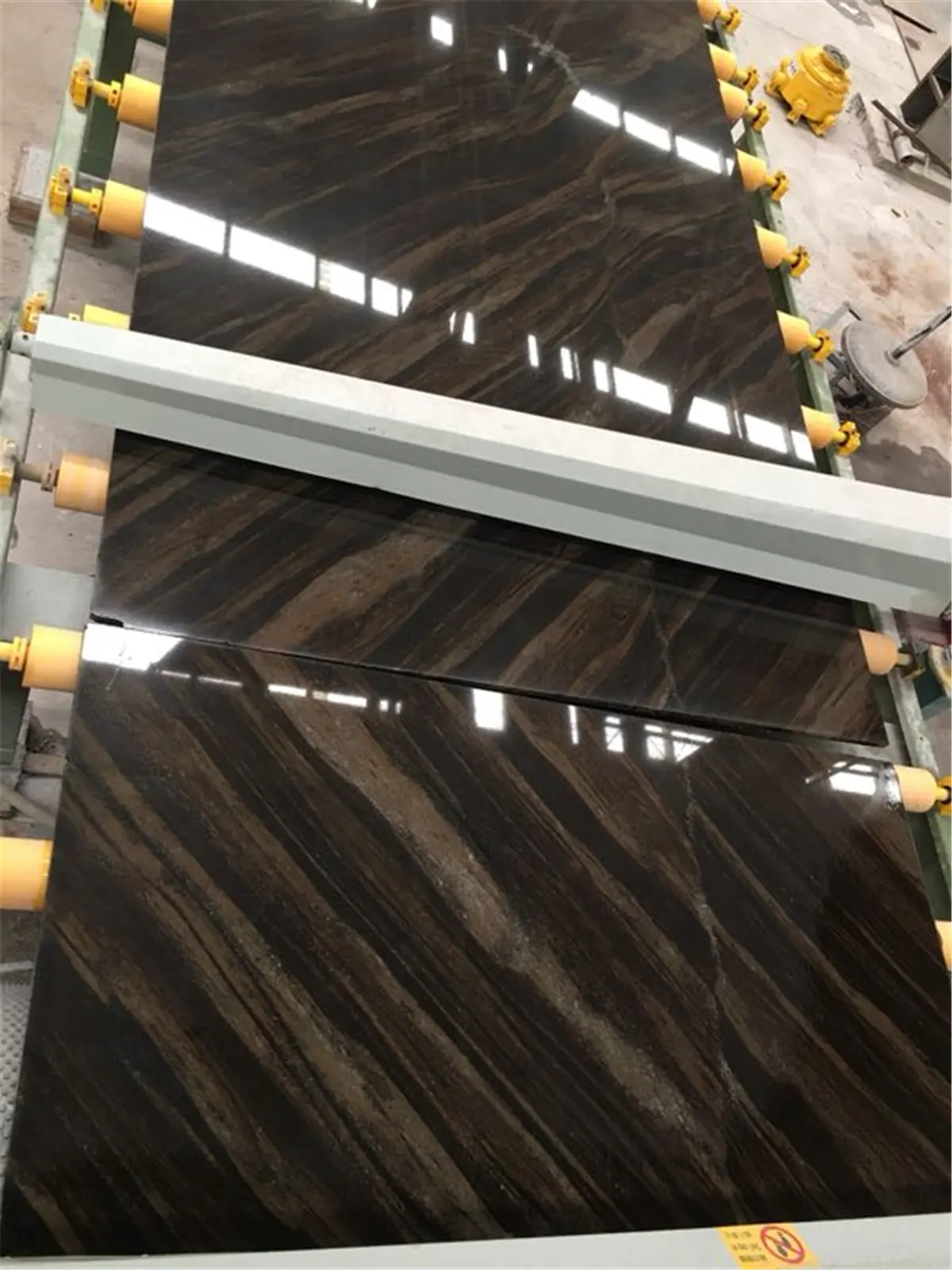 Chất Lượng Cao Đánh Bóng Sri Lanka Fantasy Brown Granite Slab Quicksand Đá Granit Nâu Cho Gạch Nội Thất