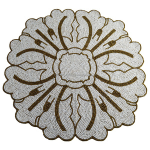 Mantel Individual antiguo con diseño de tema blanco, tapete de diseño de cuentas para decoración del hogar, vajilla, mesa de comedor, almohadillas de diseño de boda y fiesta - Product Image 1