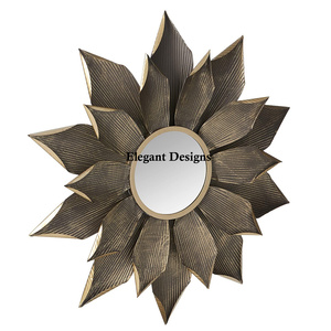 Miroir mural en métal élégant fait à la main de qualité supérieure Design unique Décoration de maison bon marché pour tenture murale - Product Image 4